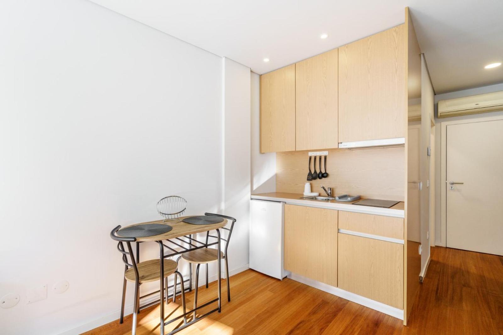 Bellu Studios & Suites Braga Extérieur photo