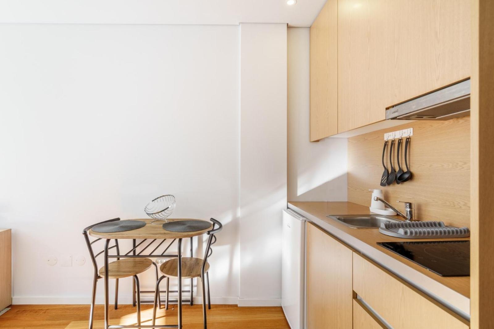 Bellu Studios & Suites Braga Extérieur photo