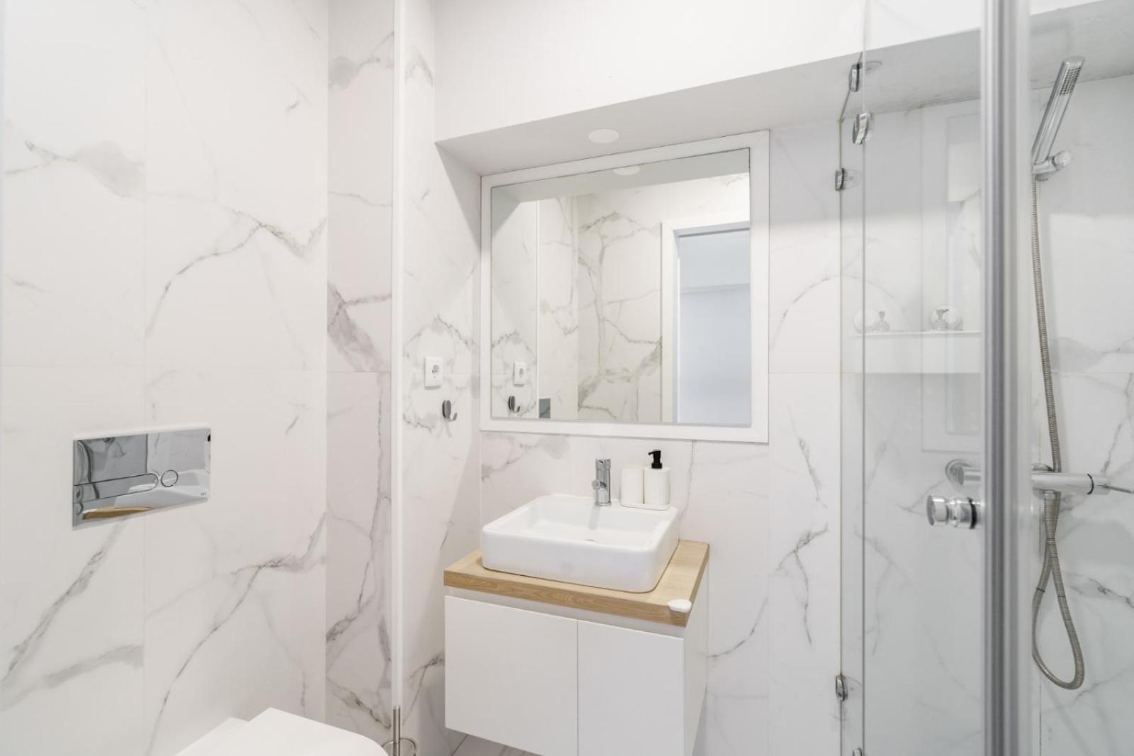 Bellu Studios & Suites Braga Extérieur photo