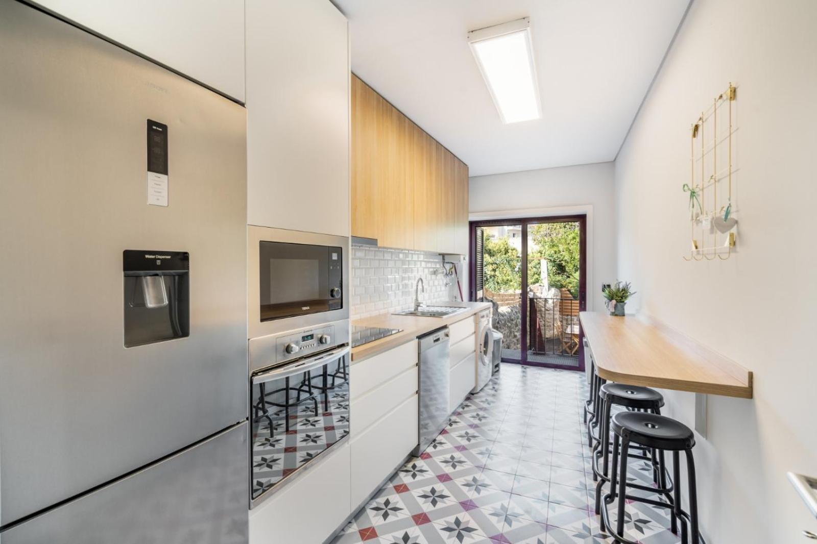 Bellu Studios & Suites Braga Extérieur photo